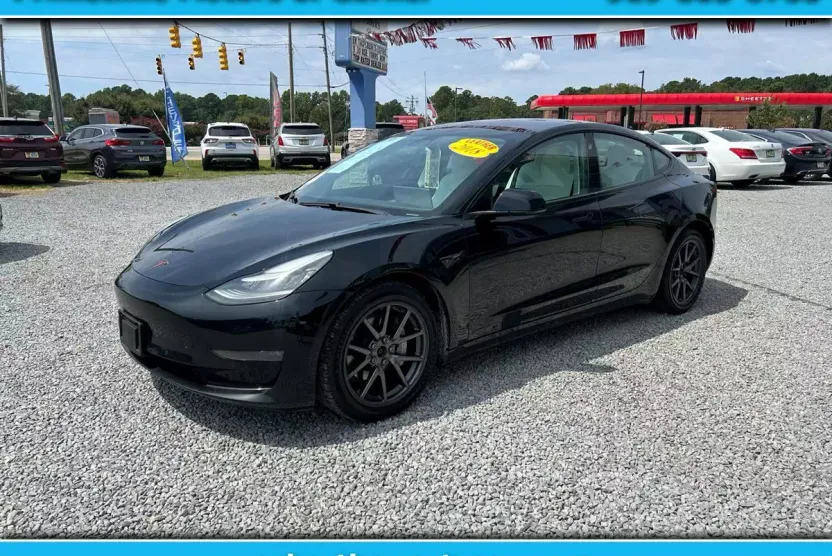 2018 Tesla Model 3 Long Range photo 1