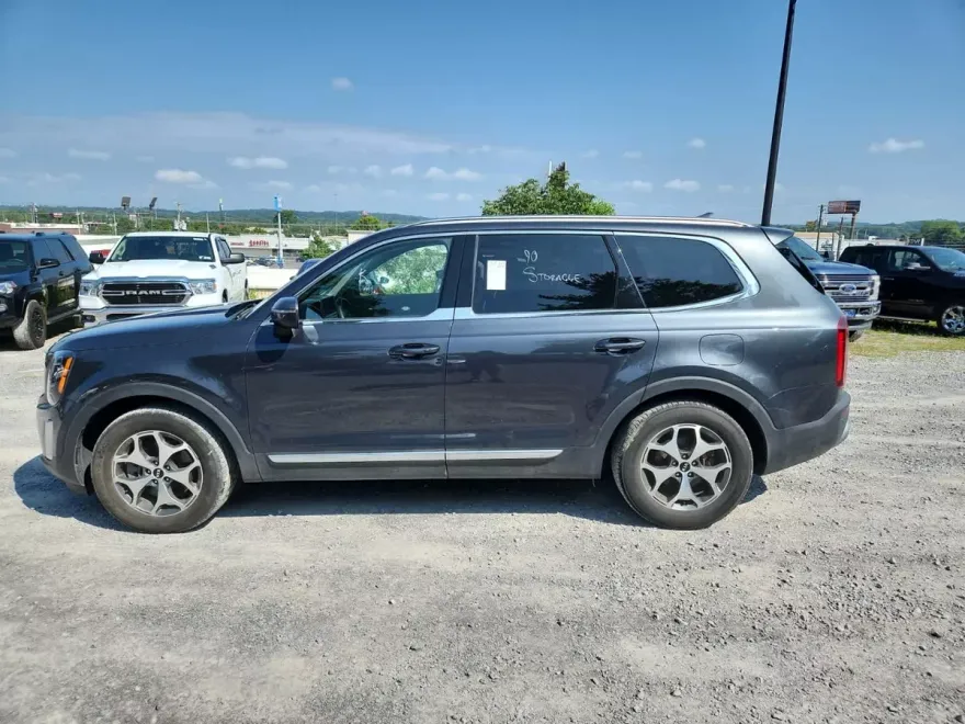 2020 Kia Telluride EX photo 1