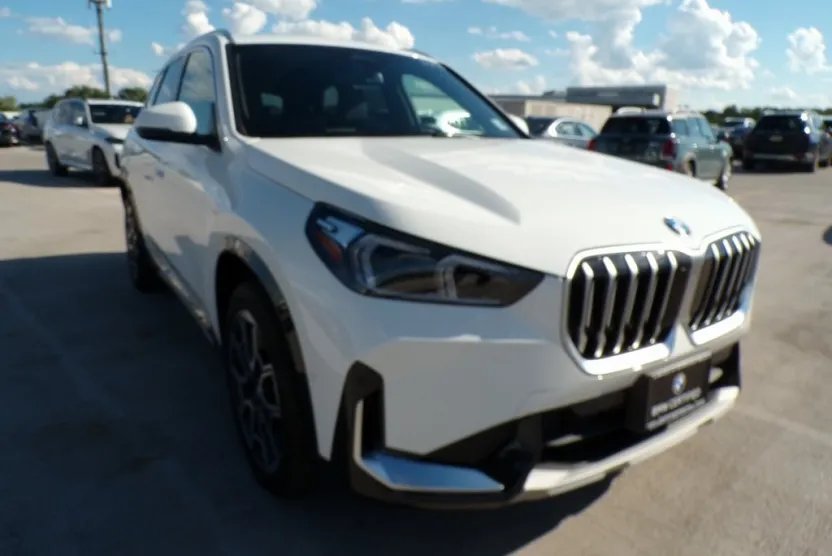 2025 Bmw X1 XDrive28i photo 1