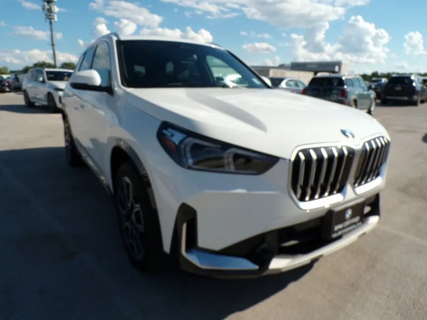 2025 Bmw X1 XDrive28i photo 1
