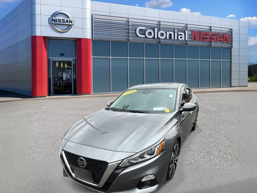 2022 Nissan Altima 2.5 Platinum photo 1