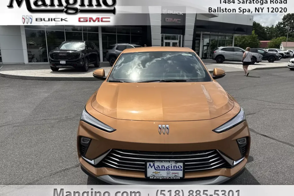2025 Buick Envista Preferred photo 1