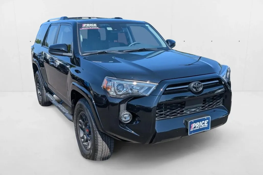 2024 Toyota 4Runner SR5 photo 1