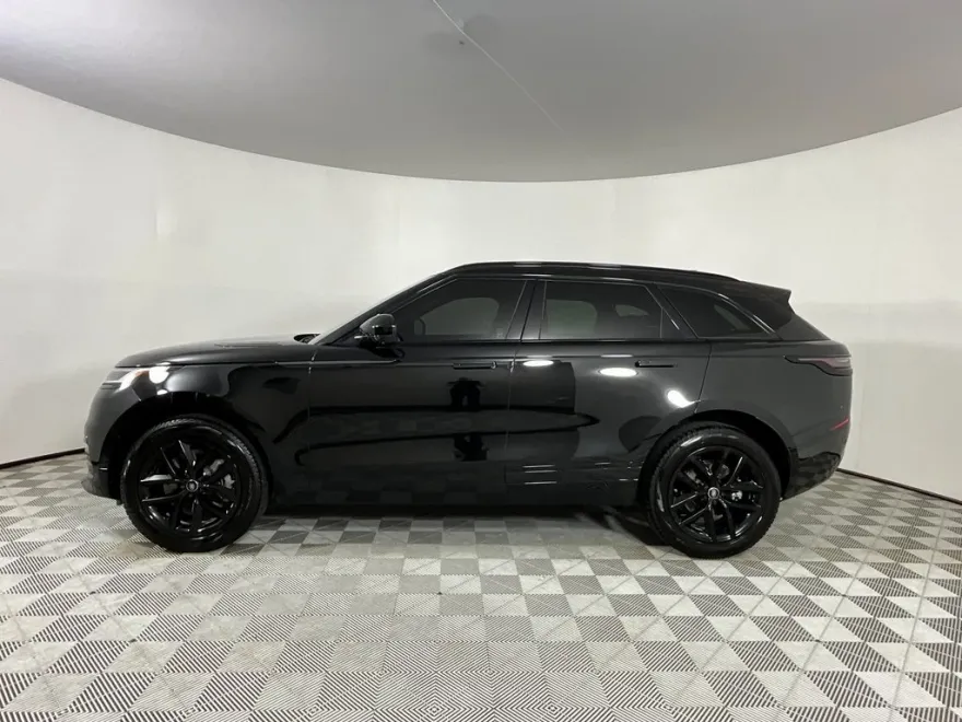 2026 Land Rover Range Rover Velar SE photo 1