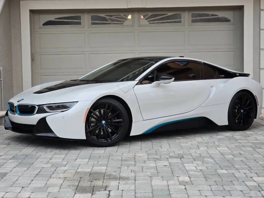 2019 Bmw i8 photo 1