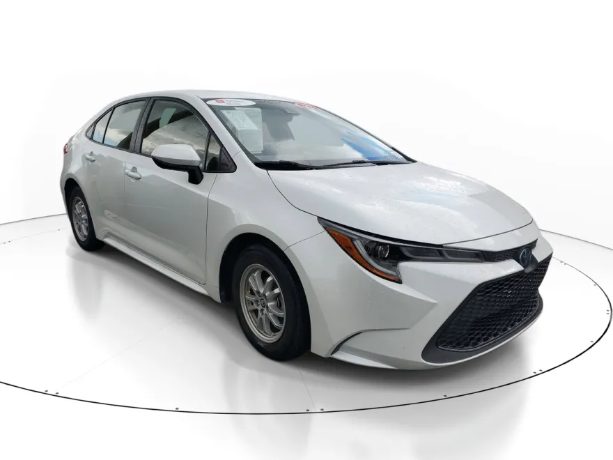 2022 Toyota Corolla Hybrid LE photo 1