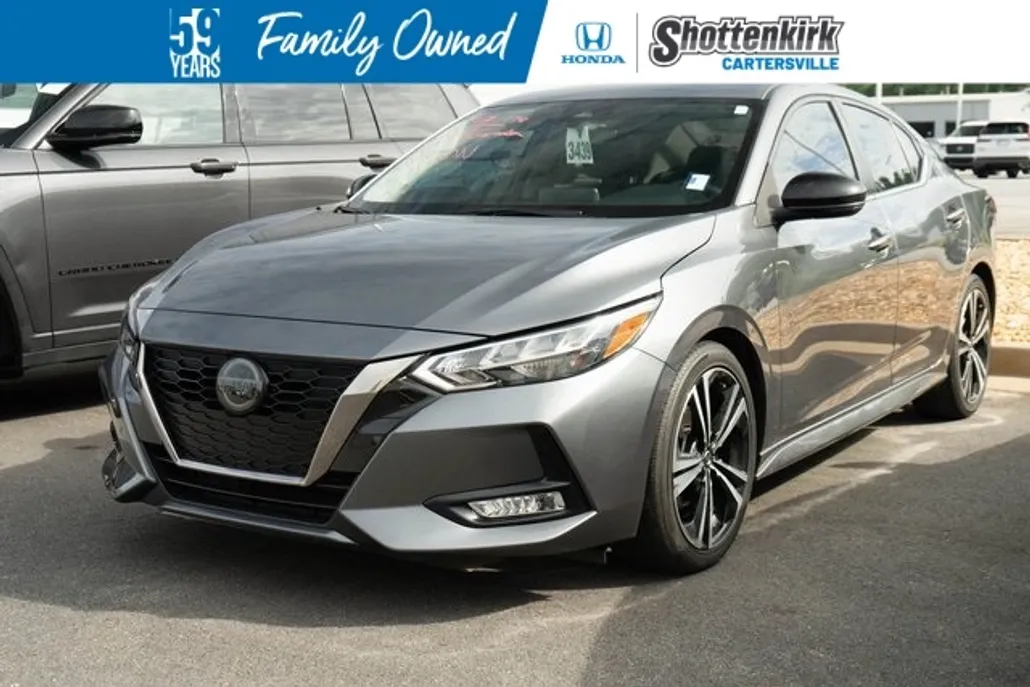 2022 Nissan Sentra SR photo 1