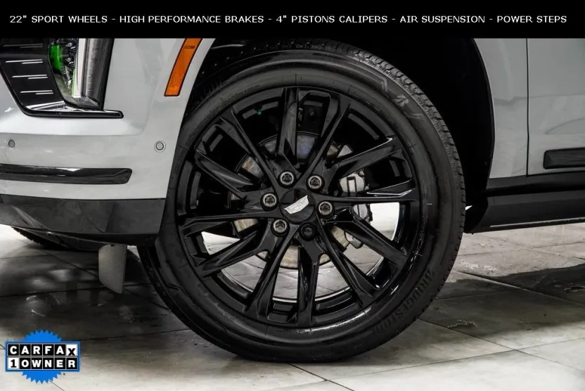 2025 Cadillac Escalade ESV Sport photo 1