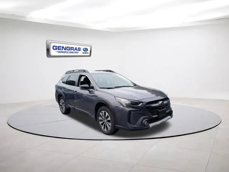 2023 Subaru Outback Limited photo 1