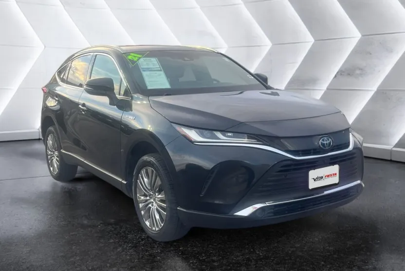2021 Toyota Venza Limited photo 1