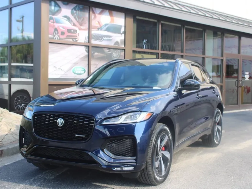 2024 Jaguar F-PACE R-Dynamic S P400 photo 1