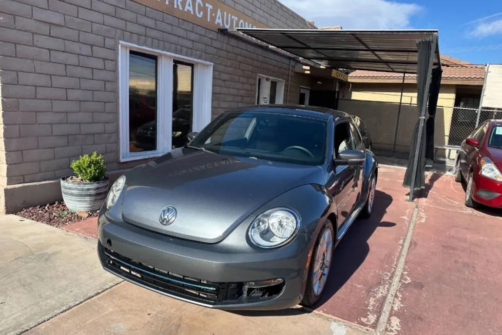 2015 Volkswagen Beetle 1.8T photo 1