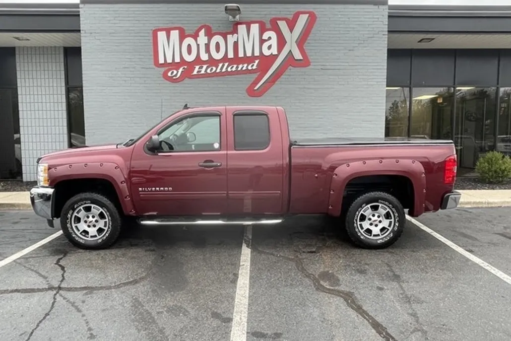 2013 Chevrolet Silverado 1500 LT photo 1