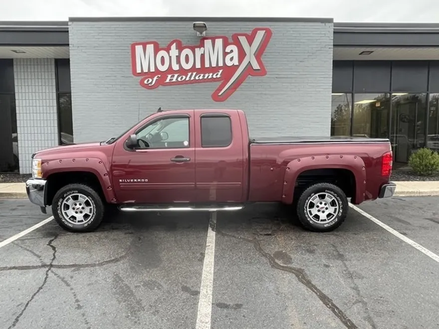 2013 Chevrolet Silverado 1500 LT photo 1