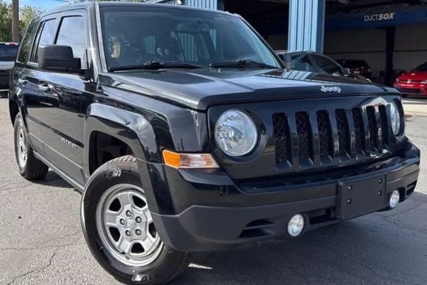 2016 Jeep Patriot Sport photo 1