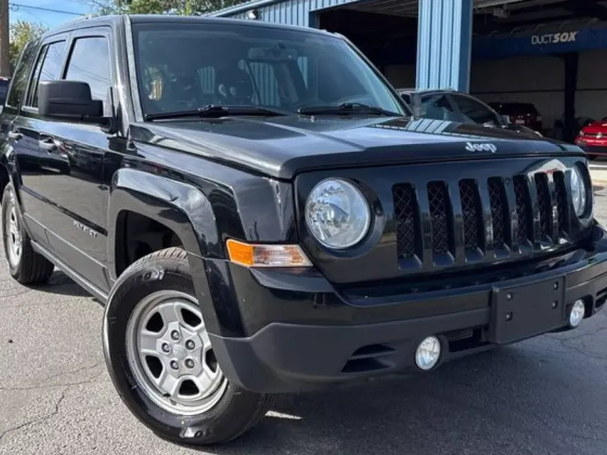 2016 Jeep Patriot Sport photo 1