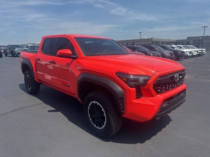 2024 Toyota Tacoma TRD Off-Road SR5 photo 1