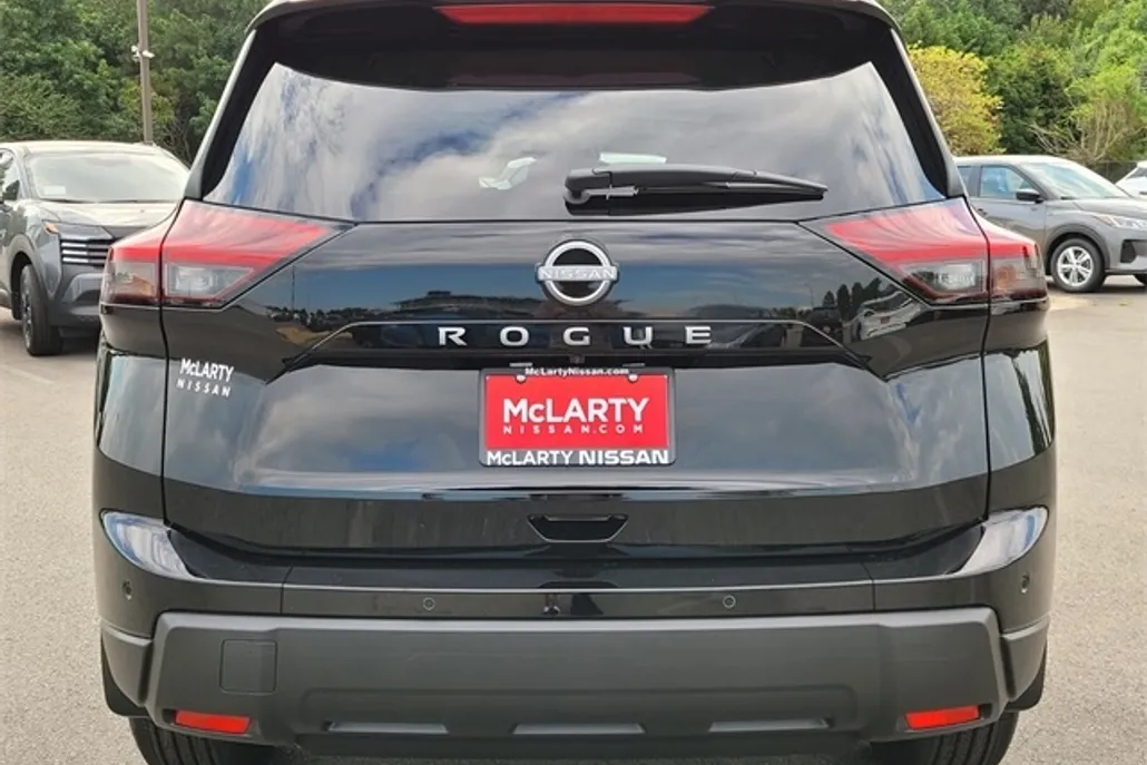 2026 Nissan Rogue S photo 1