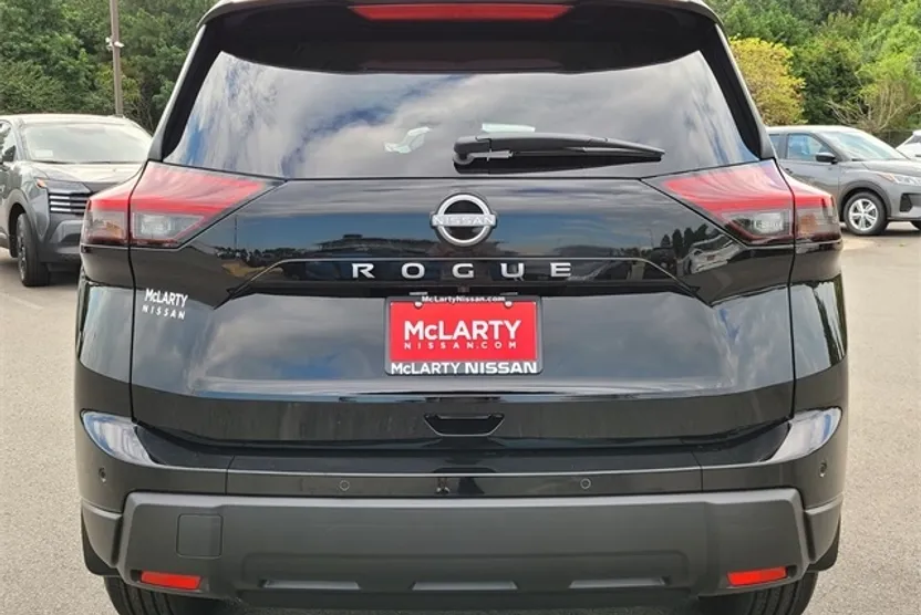 2026 Nissan Rogue S photo 1