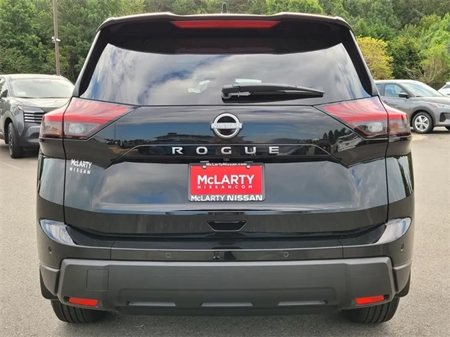 2026 Nissan Rogue S photo 1