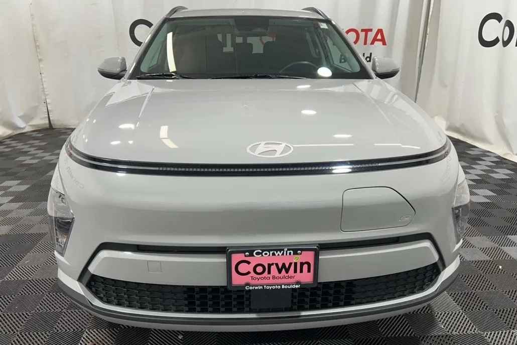 2024 Hyundai Kona Electric SEL photo 1