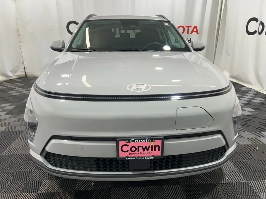 2024 Hyundai Kona Electric SEL photo 1