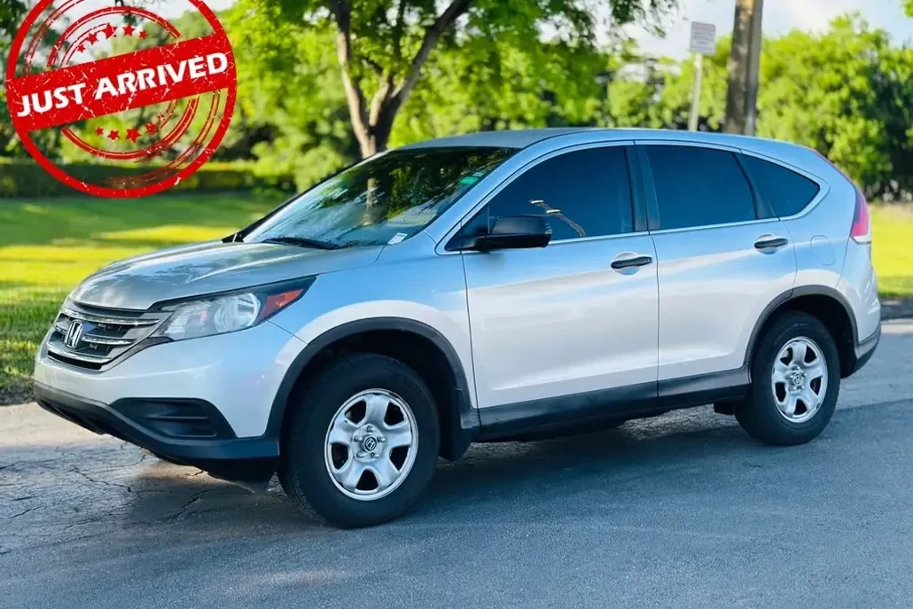2014 Honda CR-V LX photo 1