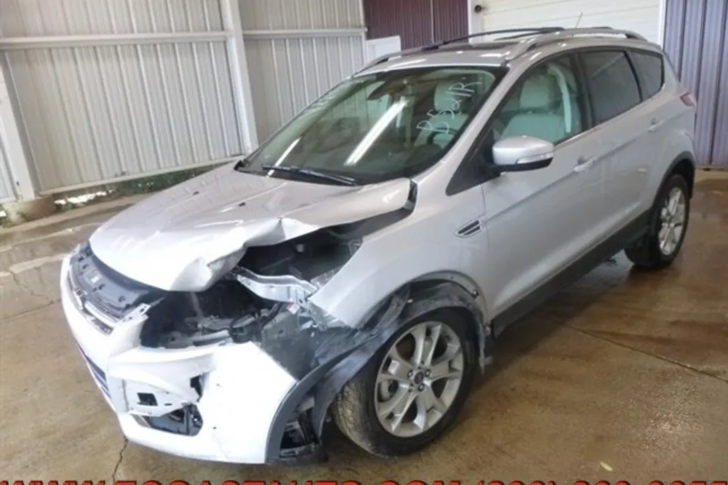 2015 Ford Escape Titanium photo 1