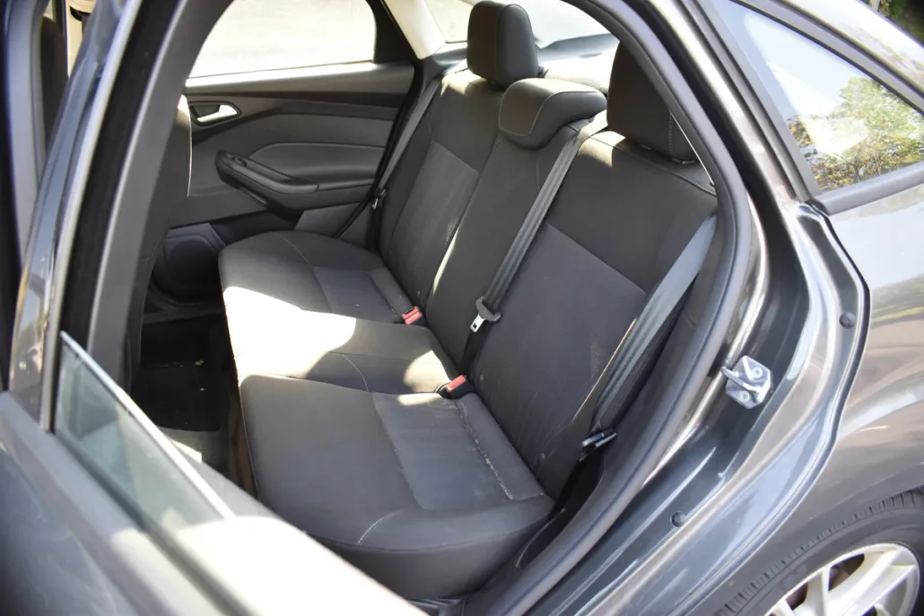 2017 Ford Focus SE photo 1