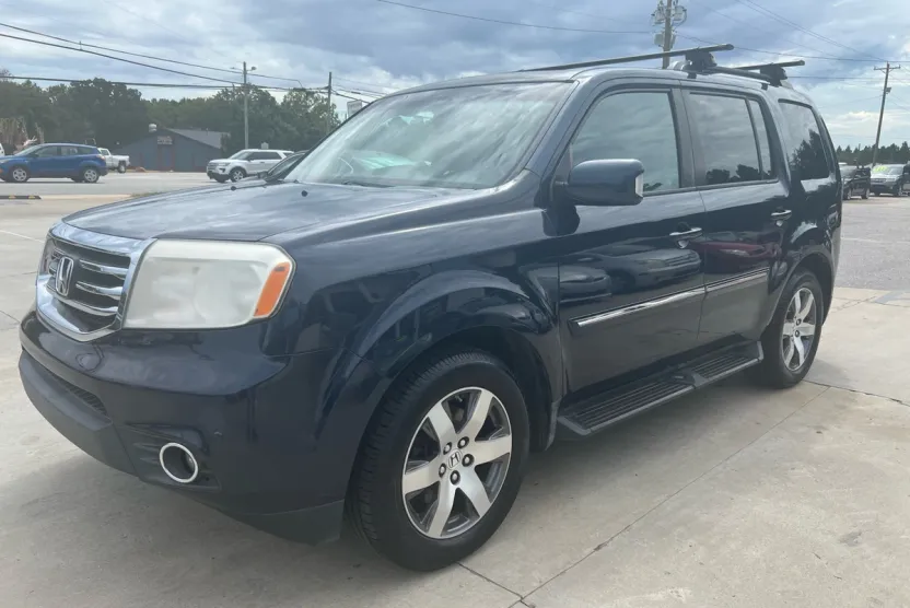 2012 Honda Pilot Touring photo 1