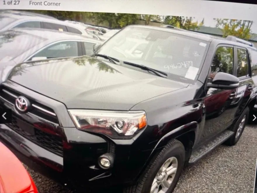 2024 Toyota 4Runner SR5 Premium photo 1