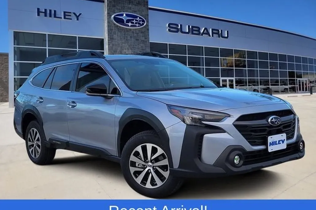 2025 Subaru Outback Premium photo 1