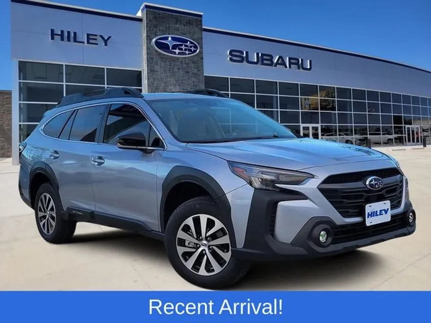 2025 Subaru Outback Premium photo 1