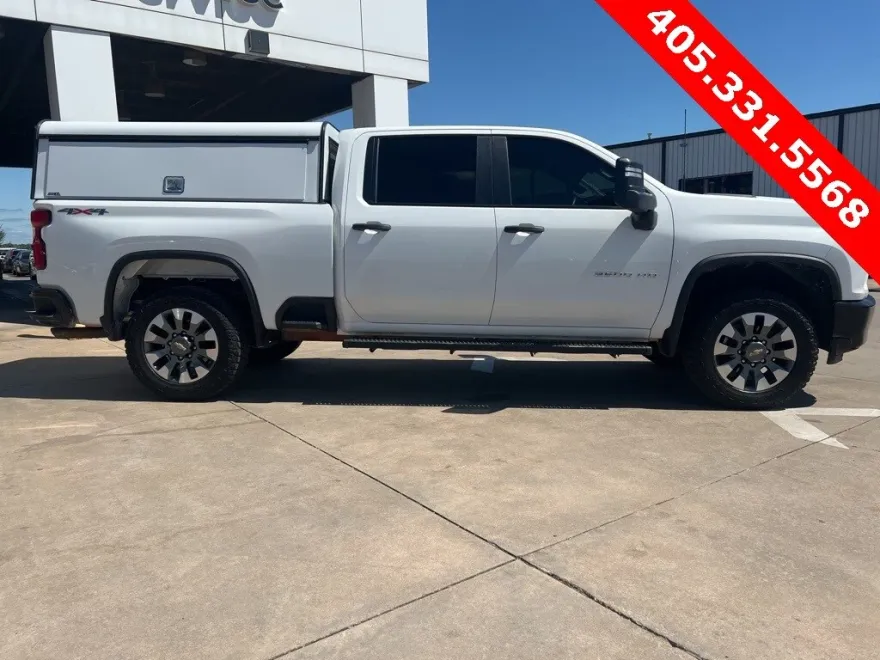 2023 Chevrolet Silverado 2500HD Custom photo 1