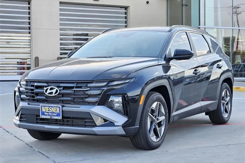 2025 Hyundai Tucson SEL photo 1