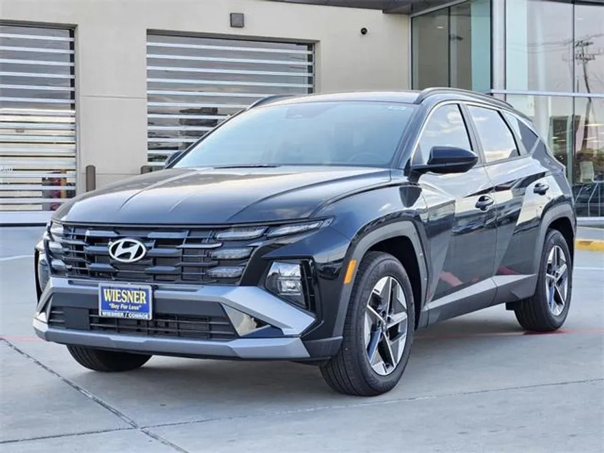 2025 Hyundai Tucson SEL photo 1
