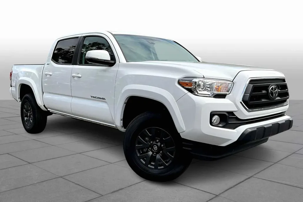 2023 Toyota Tacoma SR5 Double Cab V6 photo 1