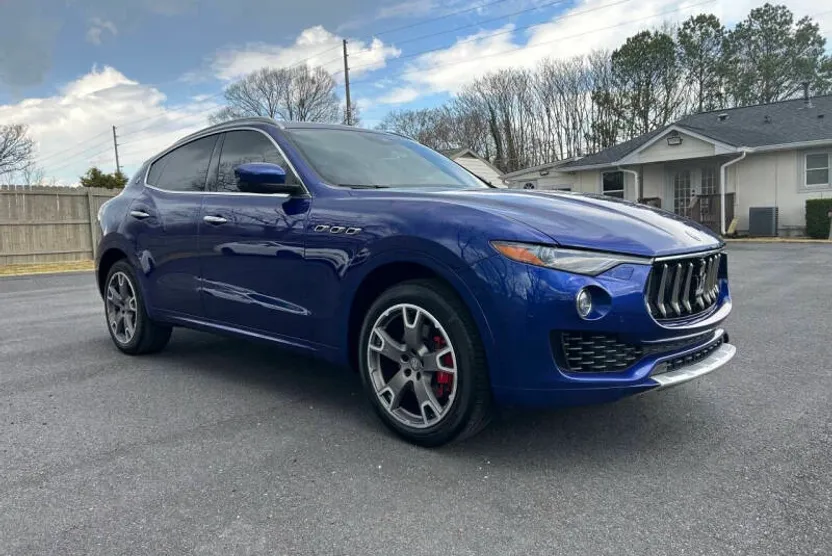 2017 Maserati Levante photo 1