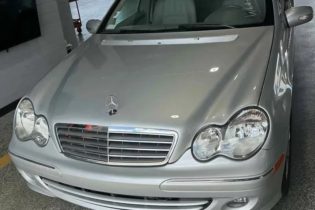 2007 Mercedes Benz C Luxury photo 1