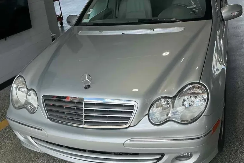 2007 Mercedes Benz C Luxury photo 1