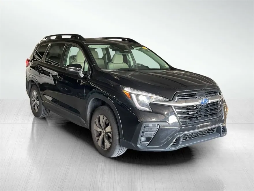 2023 Subaru Ascent Premium photo 1
