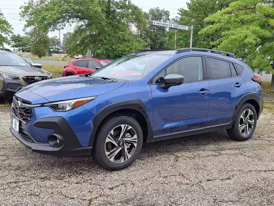 2025 Subaru Crosstrek Premium photo 1
