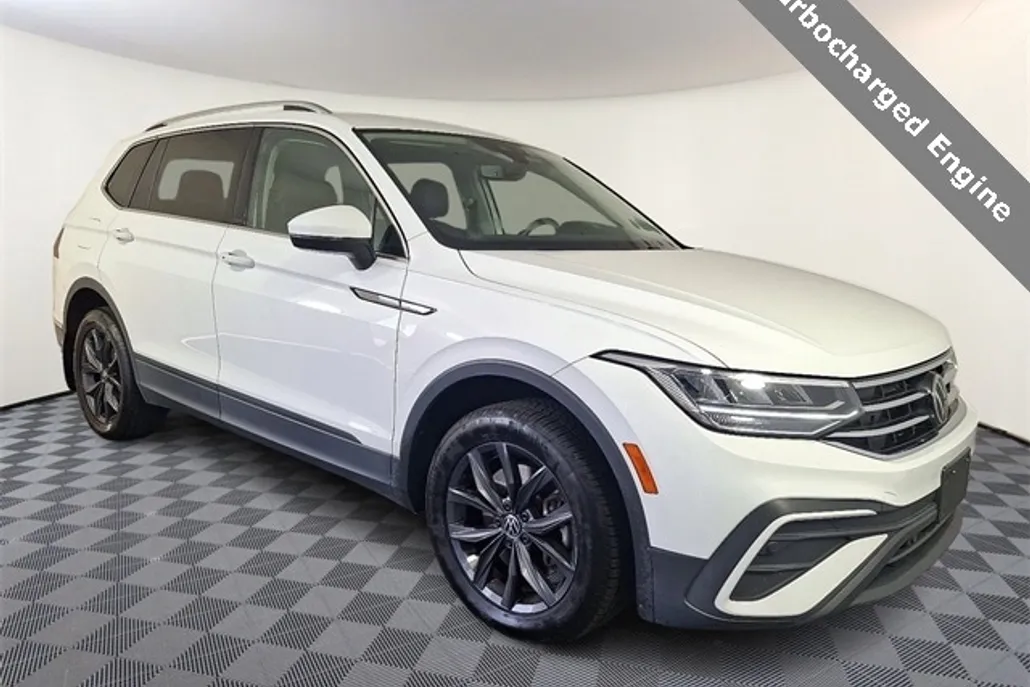 2022 Volkswagen Tiguan SE photo 1