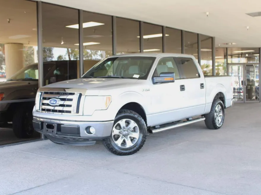 2011 Ford F-150 XLT photo 1
