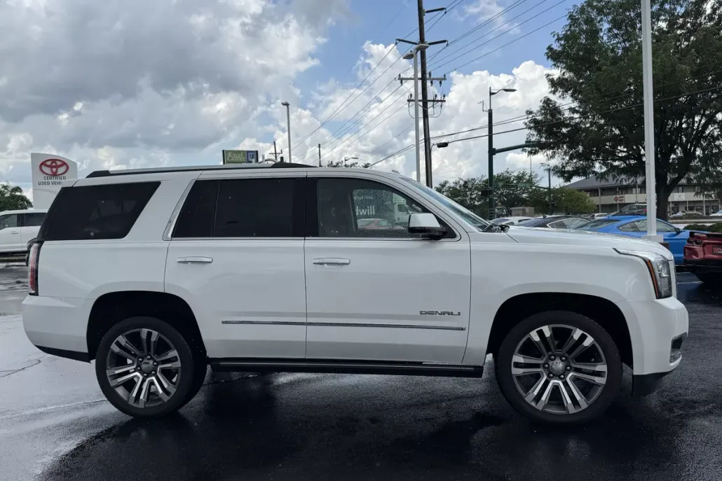 2020 Gmc Yukon Denali photo 1