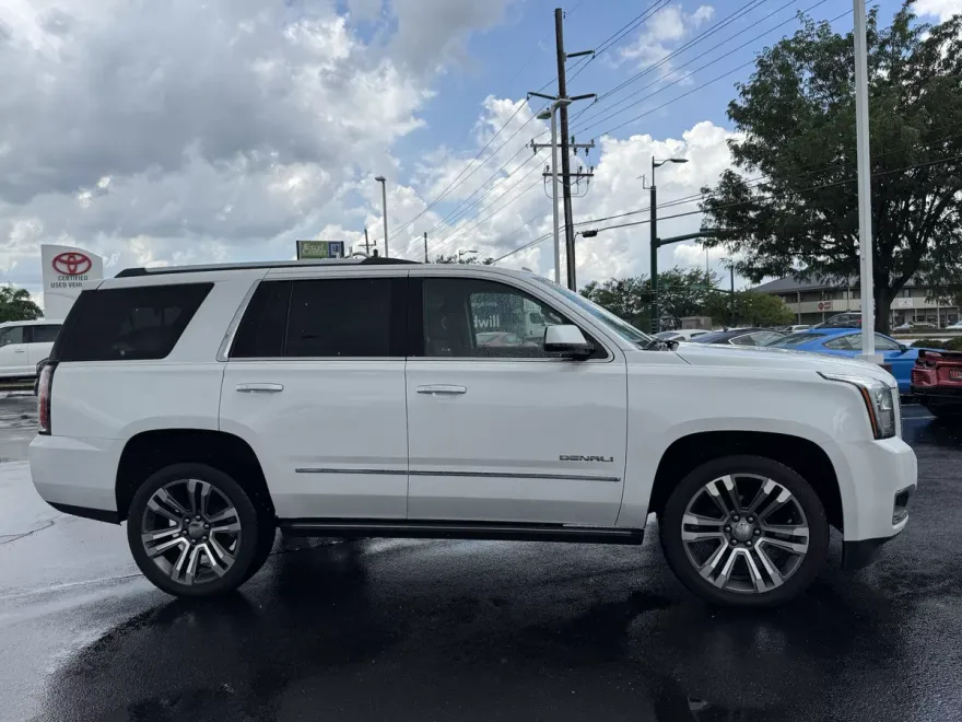 2020 Gmc Yukon Denali photo 1