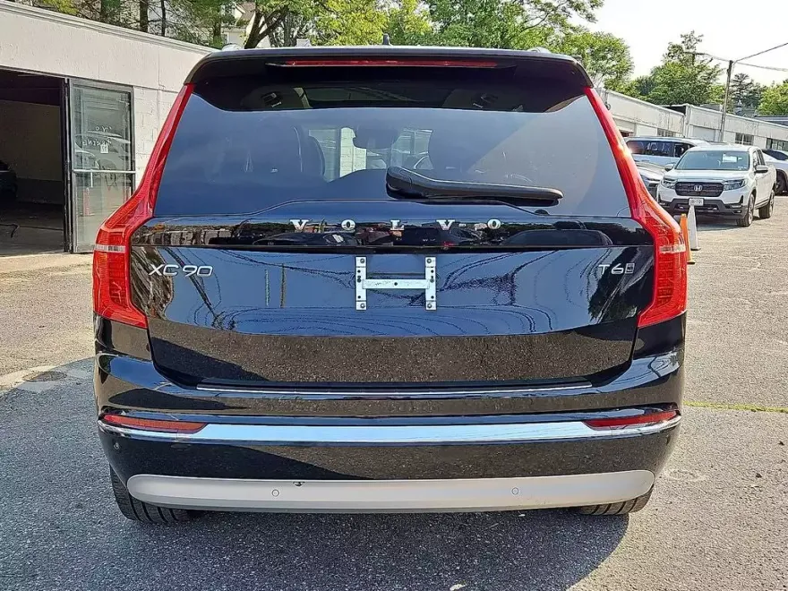 2022 Volvo XC90 T6 Inscription photo 1