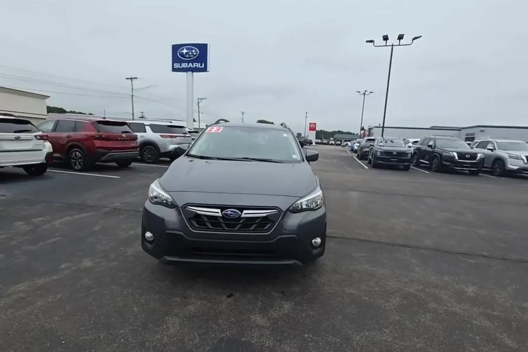 2023 Subaru Crosstrek Premium photo 1