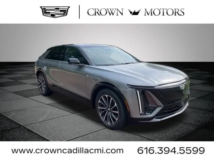 2025 Cadillac Lyriq Sport photo 1