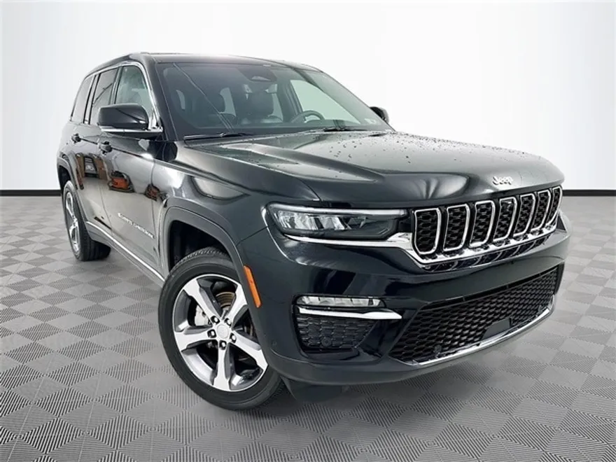 2024 Jeep Grand Cherokee Limited photo 1